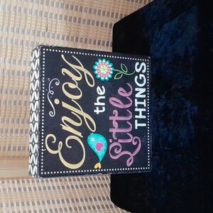 Wall Art "Enjoy the little things"